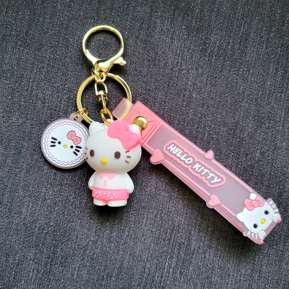 Sanrio Super Cute Hello Kitty Keychain or Bag Charm 💕 - Picture 1 of 9
